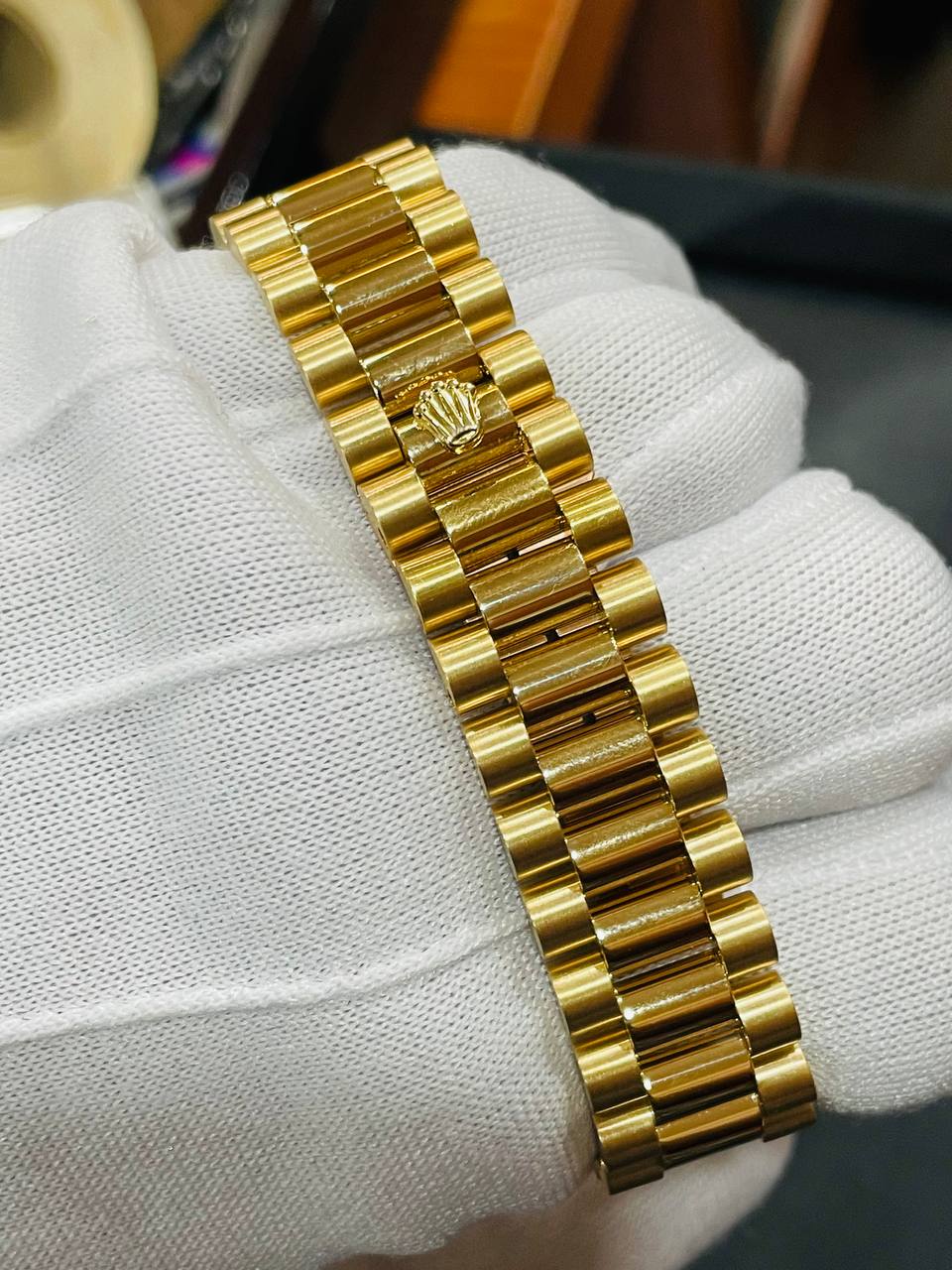 ( Sold) ROLEX DAYDATE 18038 36MM FULL 18K GOLD BLACK STRING DIAL PRE-OWNED WITH ROLEX SERVICE CENTRE CERT - Image 4