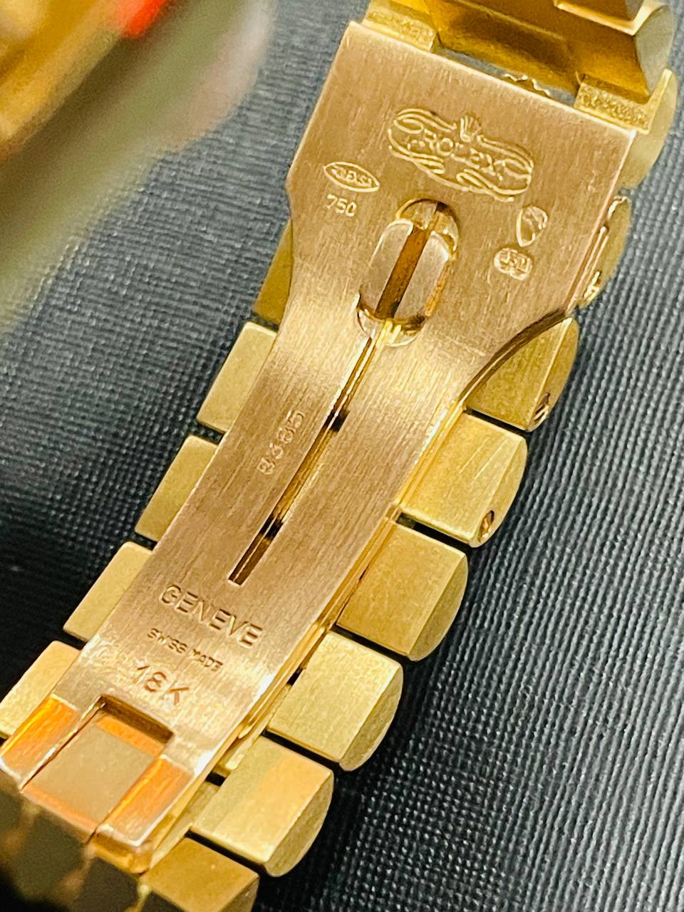 ( Sold) ROLEX DAYDATE 18038 36MM FULL 18K GOLD BLACK STRING DIAL PRE-OWNED WITH ROLEX SERVICE CENTRE CERT - Image 5