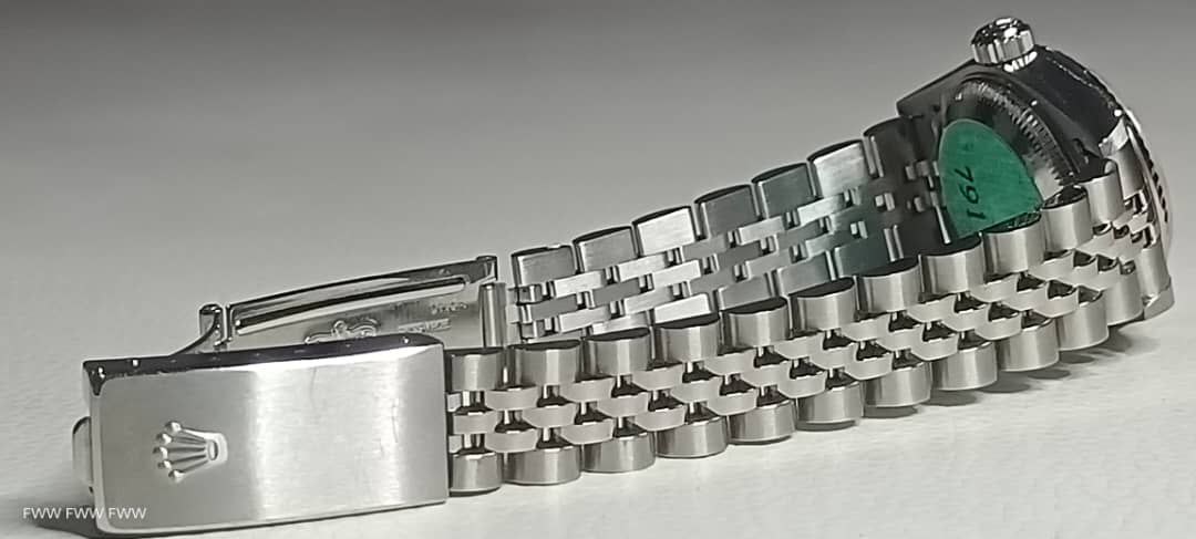 ( Sold )ROLEX LADIES DATEJUST 79174 26MM STAINLESS STEEL 18K WHITE GOLD BEZEL SILVER DIAL PRE-OWNED FULL SET - Image 3