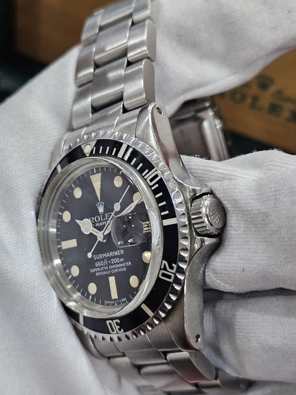 ( Sold )Vintage Rolex 1680 Submariner 40mm Stainless Steel Case with Certificate Circa 1979 - Image 5