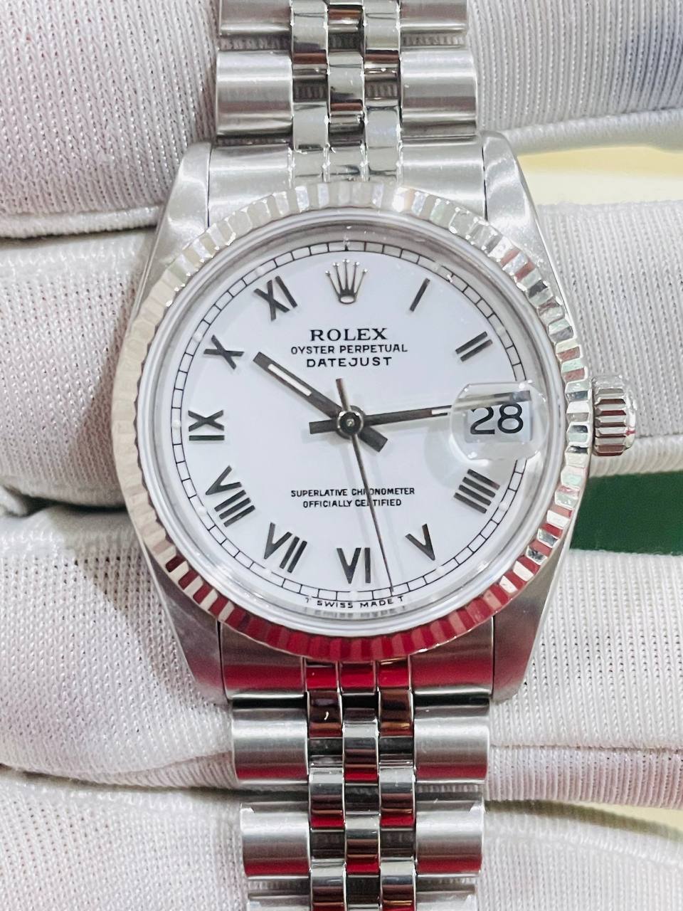 ROLEX DATEJUST 68274 31MM WHITE DIAL WATCH & CERTIFICATE - Image 2