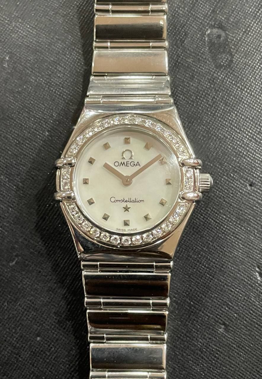 ( Sold ) Omega Constellation ladies White Mother of Pearl dial Sapphire Crystal Glass - Image 2