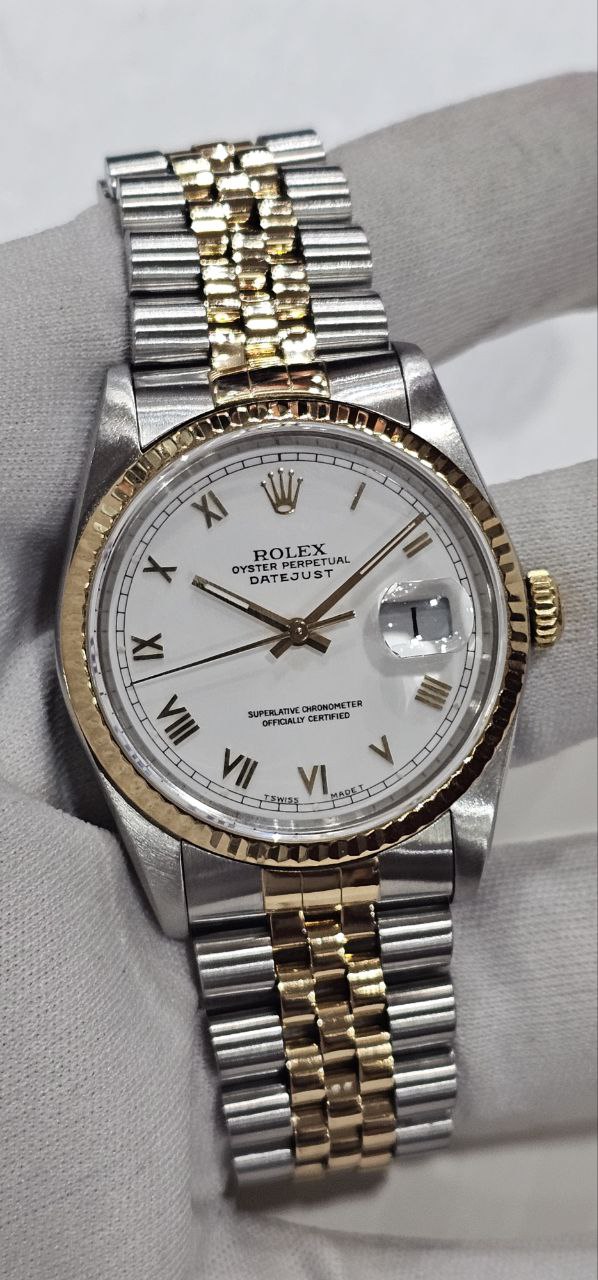 Rolex 16233 Datejust 36 White dial 18k half gold bezel Watch only - Image 2