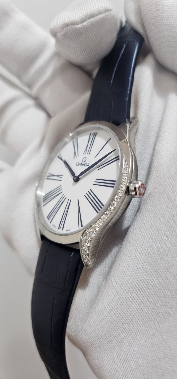 Omega De Ville Tresor Diamond bezel Omega 4061 calibre Stainless steel case Brand New - Image 3