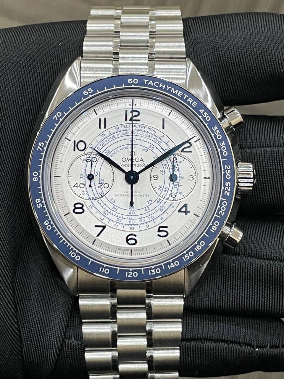 Omega Speedmaster Chronoscope Model ref 329.30.43.51.02.001 43mm