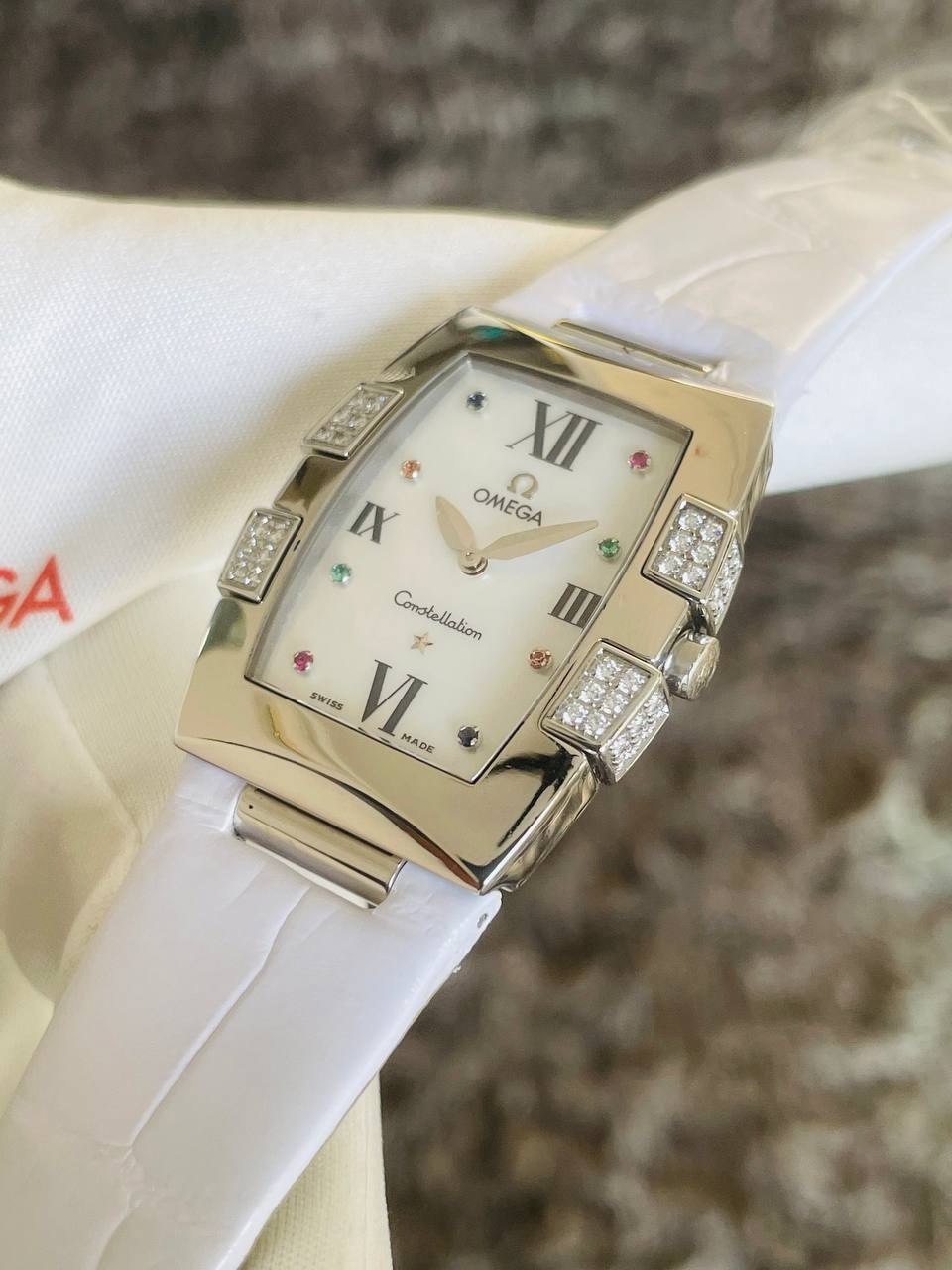 Omega Constellation Quadrella Mother of Pearl - Image 3