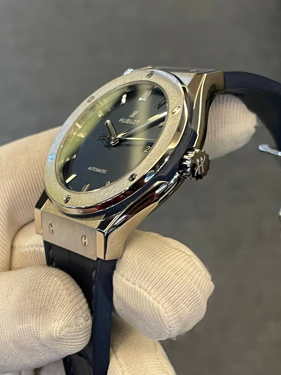 Hublot Classic Fusion 42mm Sunray Blue Dial - Image 2