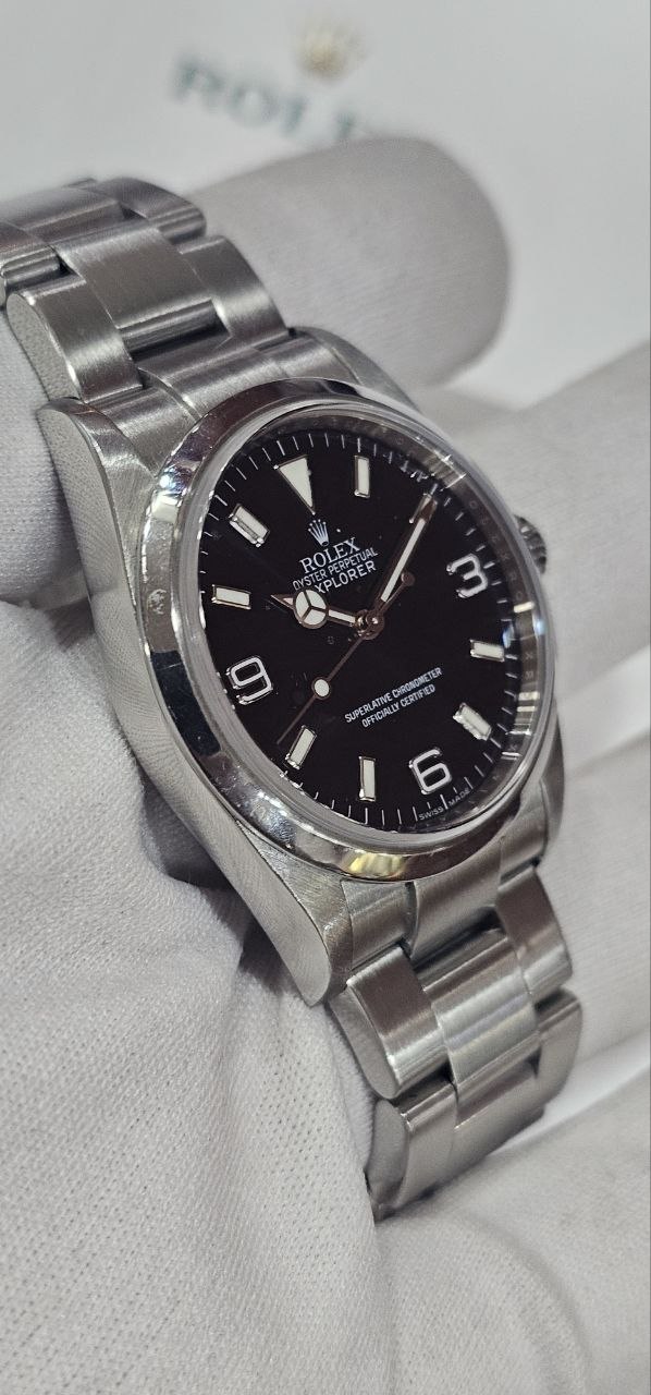 Rolex Explorer 1 Model 114270 36mm - Image 2