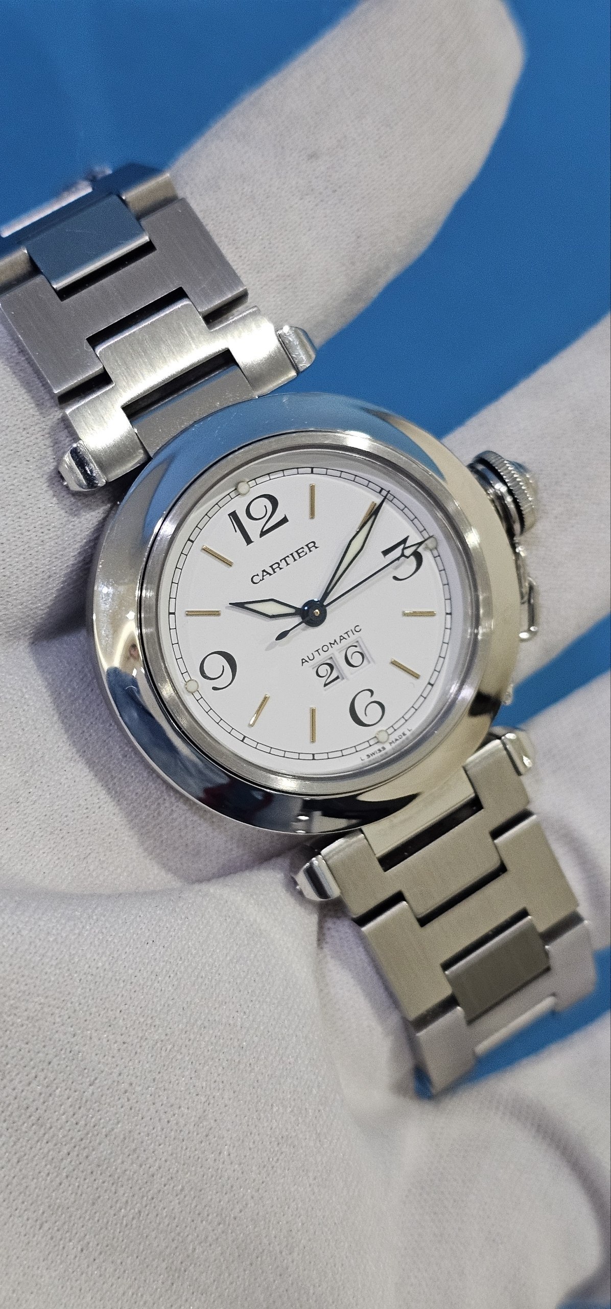 Cartier Pasha Gerald Genta Swiss Made Model 2475 Big date white dial