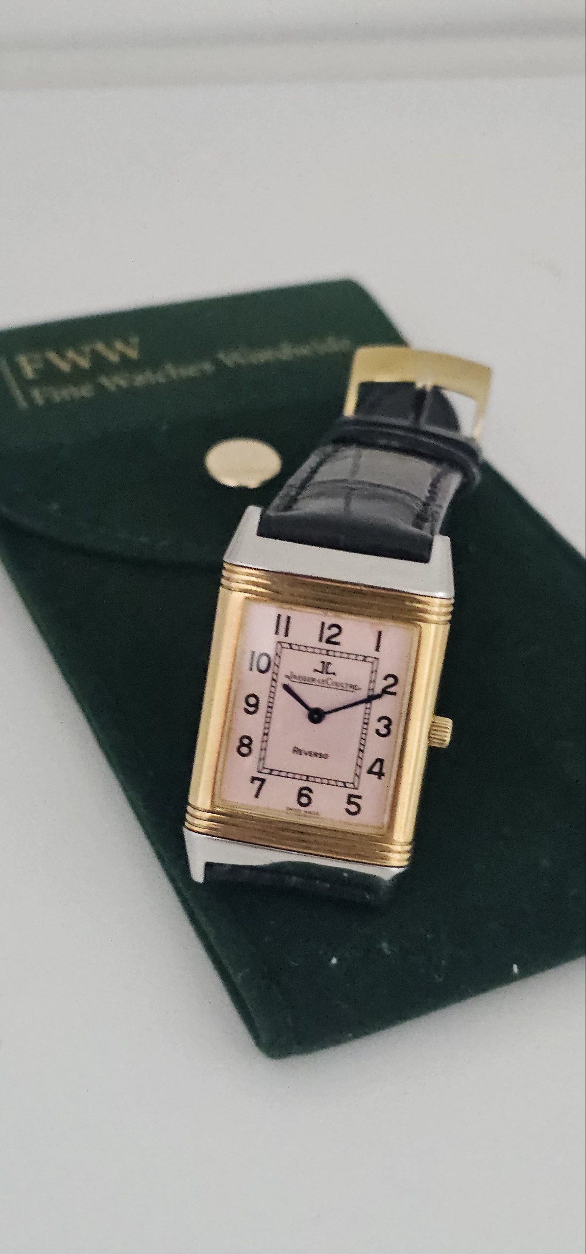 JLC Reverso Mid size Half gold Model 250.5.86 Salmon dial