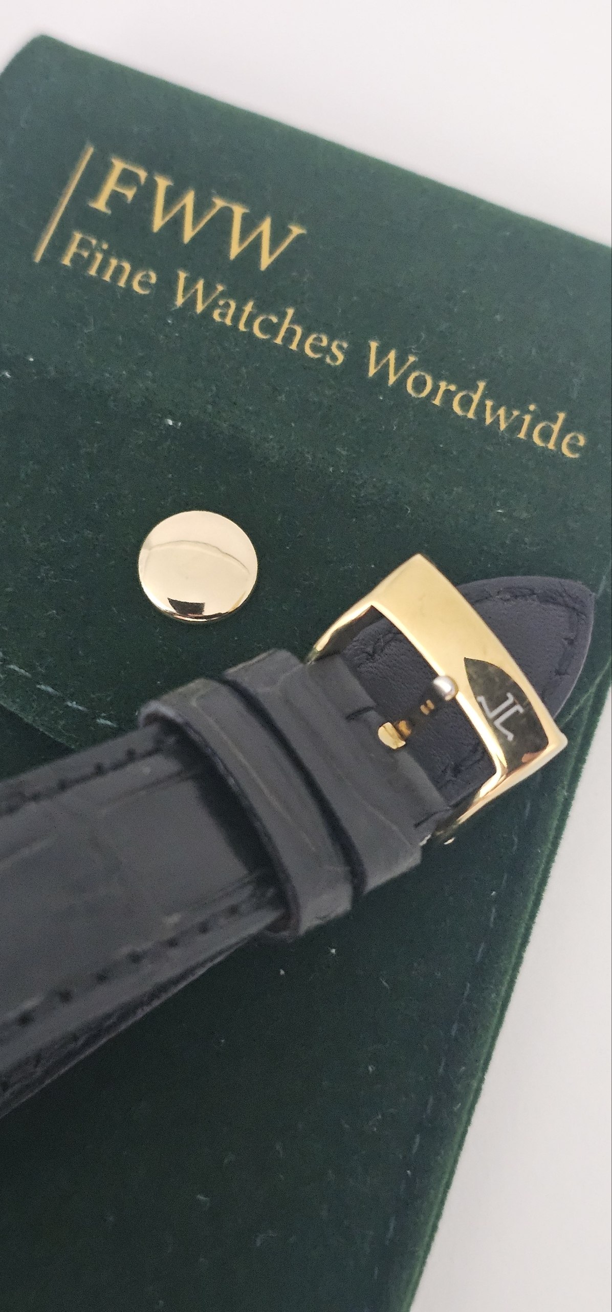 JLC Reverso Mid size Half gold Model 250.5.86 Salmon dial - Image 4