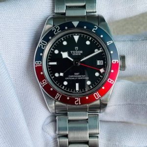 Tudor Black Bay GMT 79830RB Pepsi